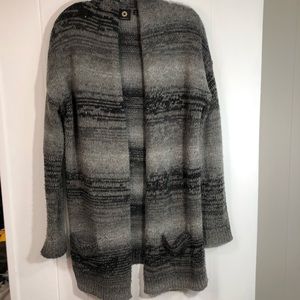 Amber Sun Grey Open Cardigan M